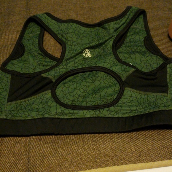 Exercise bra - Picture 2 of 3